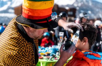 Carnaval : stand maquillage