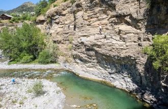 Roc Aventure Via ferrata et Tyroliennes géantes